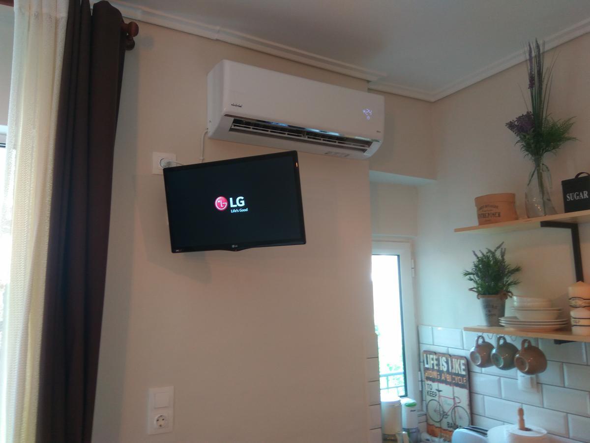 Lavender Apartment Kalamata Bagian luar foto